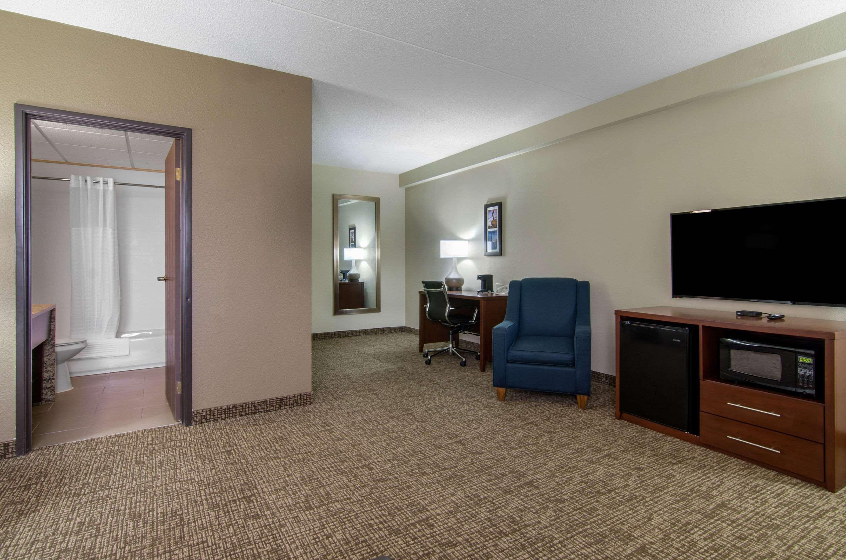 Comfort Inn & Suites Wichita Exteriér fotografie