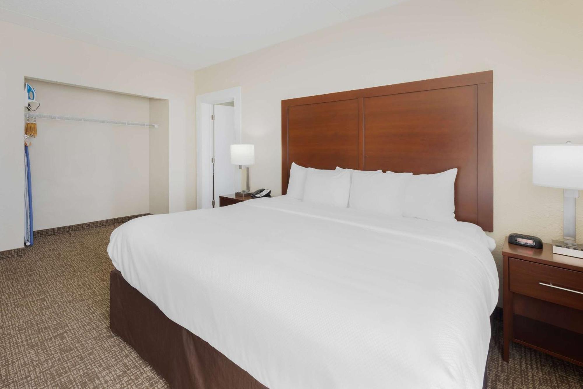 Comfort Inn & Suites Wichita Exteriér fotografie